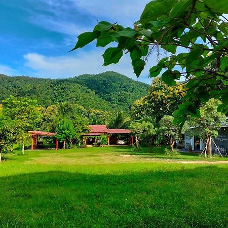 Pimpisa Garden พิมพิศา การ์เด้นท์ Villa Khuang Kom Exterior foto