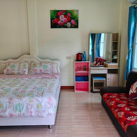 Pimpisa Garden พิมพิศา การ์เด้นท์ Villa Khuang Kom Exterior foto