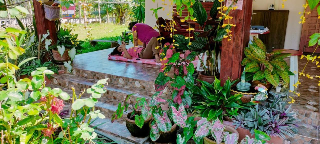 Pimpisa Garden พิมพิศา การ์เด้นท์ Villa Khuang Kom Exterior foto