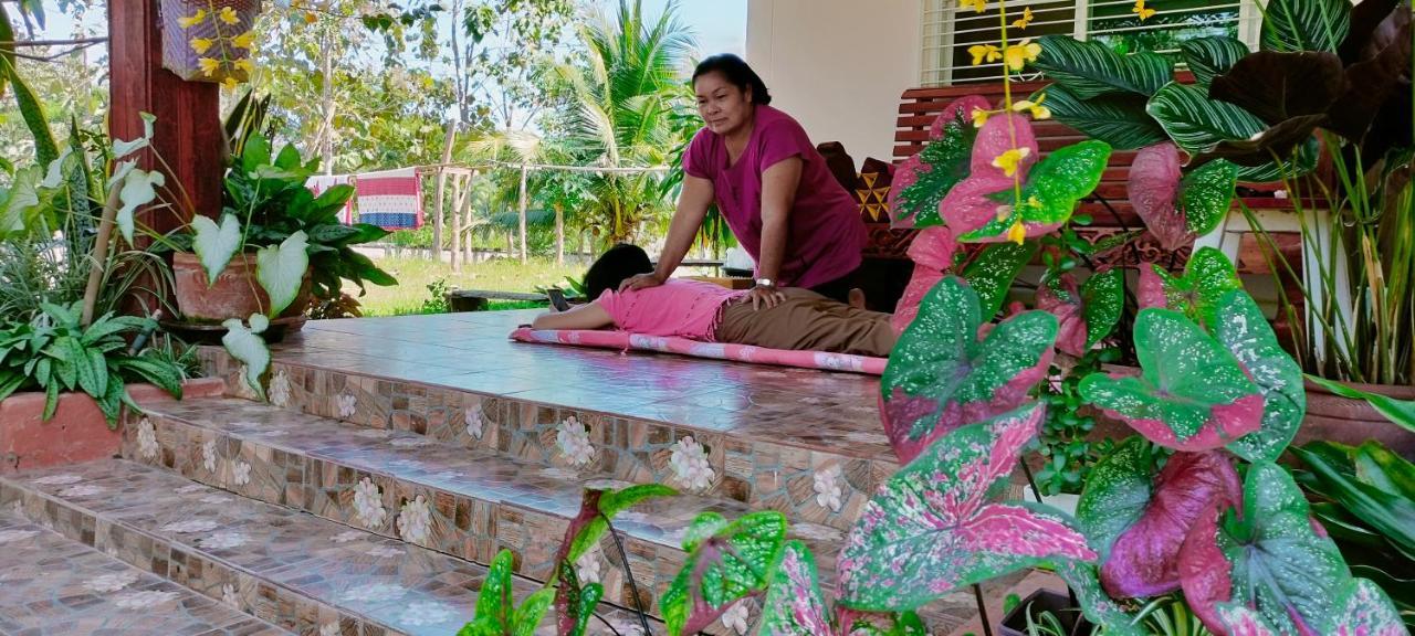 Pimpisa Garden พิมพิศา การ์เด้นท์ Villa Khuang Kom Exterior foto