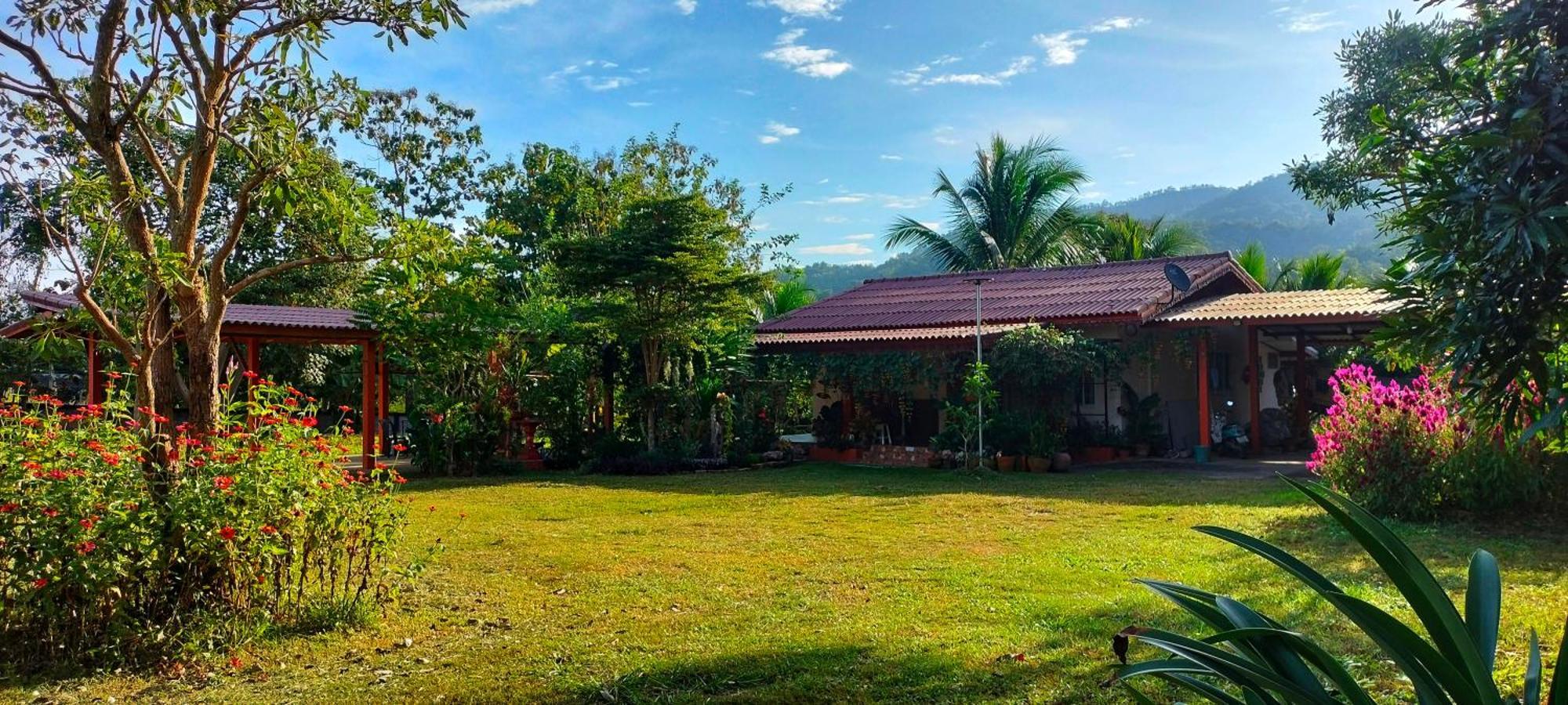 Pimpisa Garden พิมพิศา การ์เด้นท์ Villa Khuang Kom Exterior foto