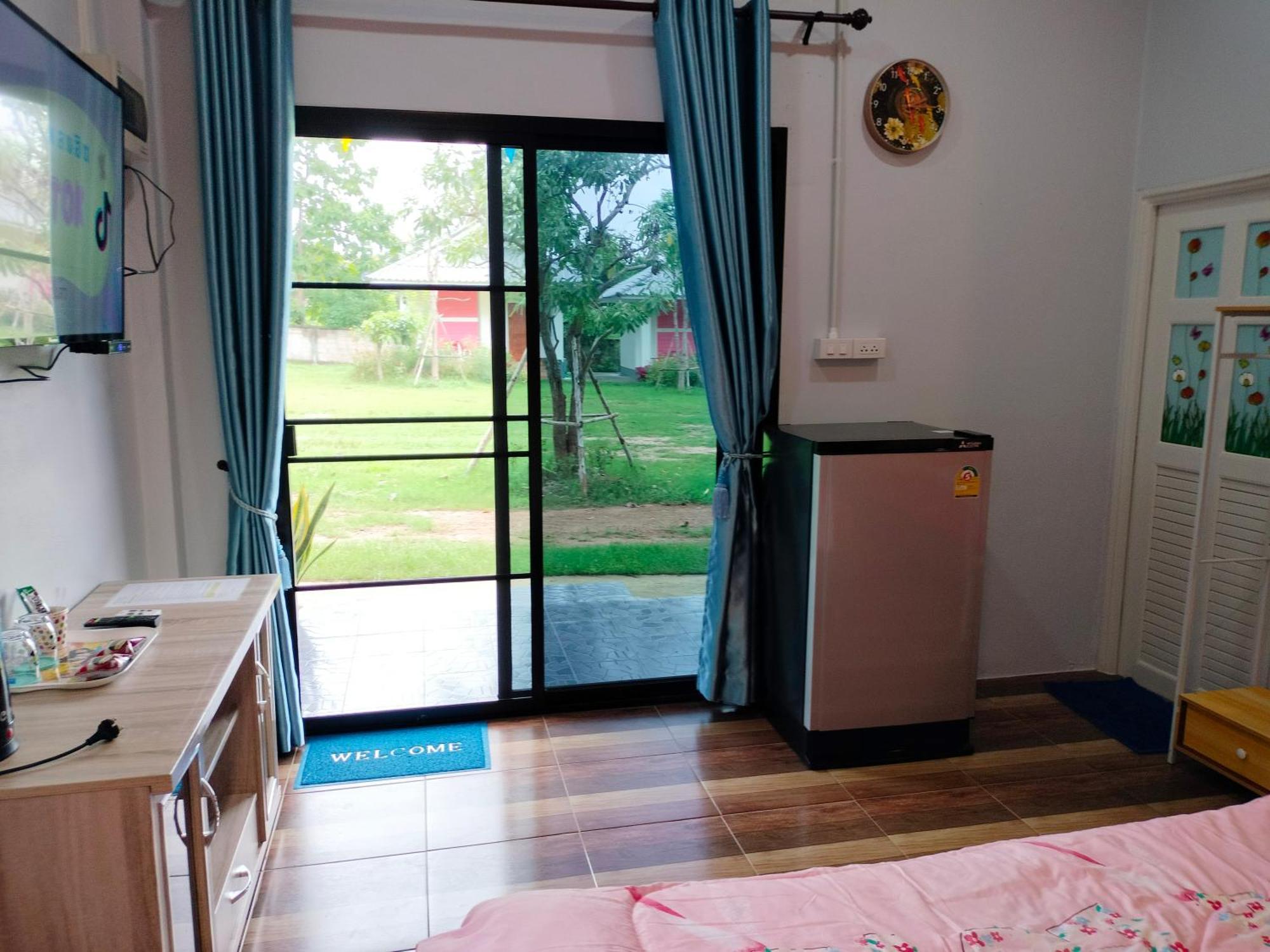Pimpisa Garden พิมพิศา การ์เด้นท์ Villa Khuang Kom Exterior foto