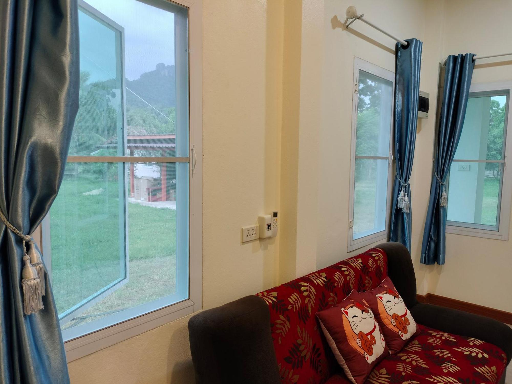 Pimpisa Garden พิมพิศา การ์เด้นท์ Villa Khuang Kom Exterior foto